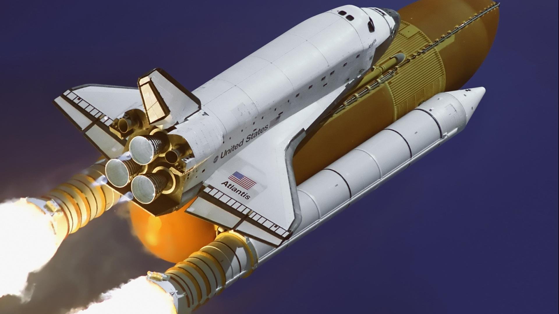 开云网站-职业俱乐部引入高水平外教推动训练节奏和强度，国内外职业俱乐部的发展