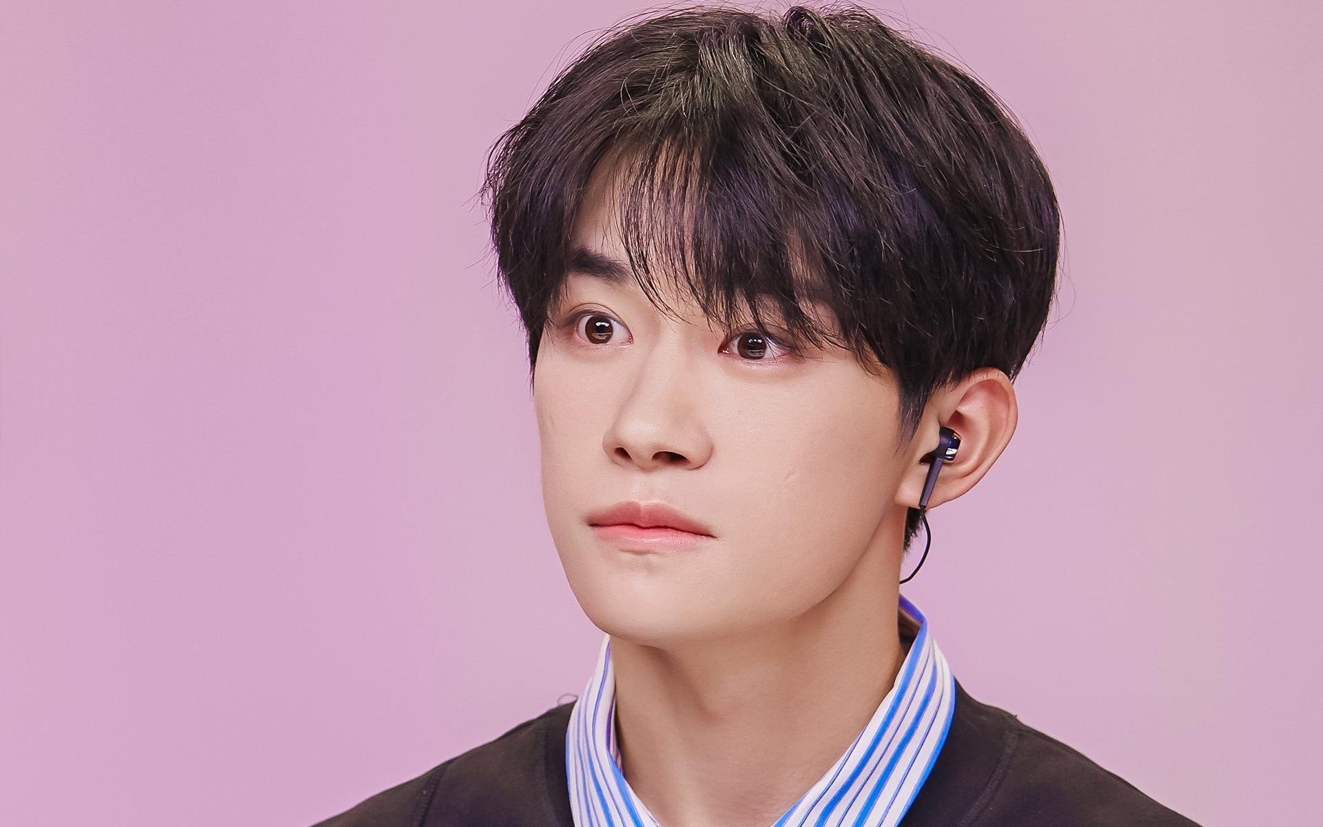 开云平台-老鹰主教练称赞球员态度转变是胜利关键，老鹰主帅因言论不当被罚25000美元