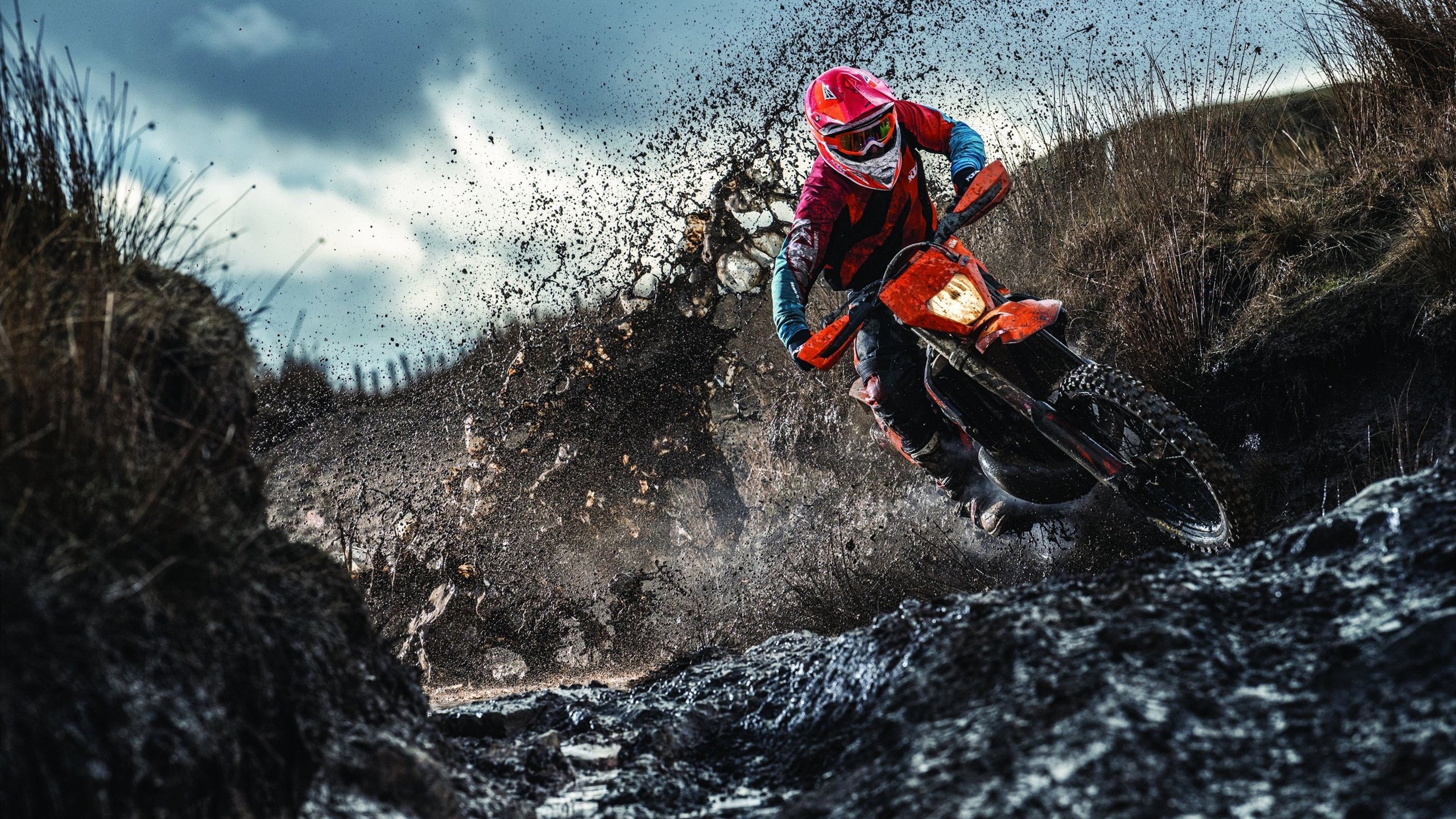 开云官网在线-_热火铁血防守，锁死对手反扑_，热血铁军